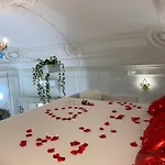 Dentro Il Teatro