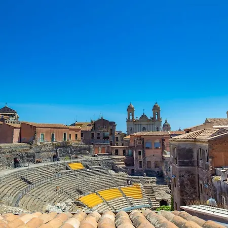 Dentro Il Teatro Bed & Breakfast *
