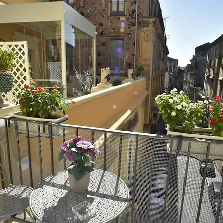 Dentro Il Teatro Bed & Breakfast