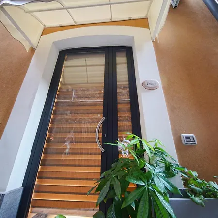 Dentro Il Teatro *
